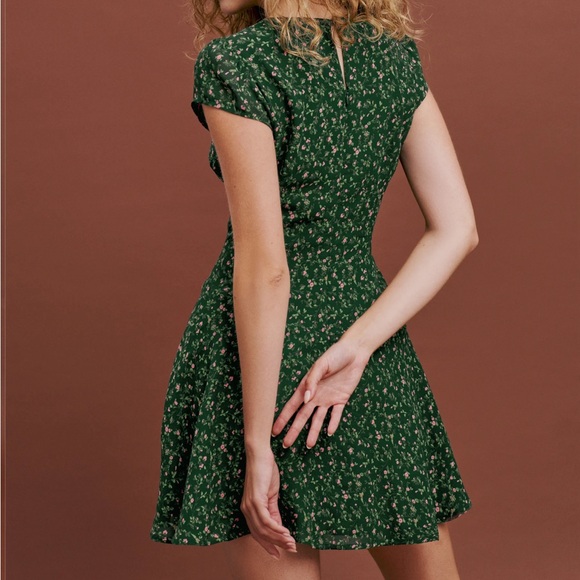 Reformation Parish Dress - Picture 3 of 3